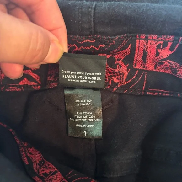 Marvel Her Universe Red Short Overalls - Picture 7 of 10